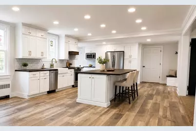200 Highcrest Rd, Fall River, MA 02720 - Photo 3