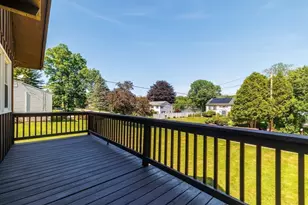 33 Lakeview Ave, Dudley, MA 01571 - Photo 5
