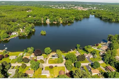 33 Lakeview Ave, Dudley, MA 01571 - Photo 33