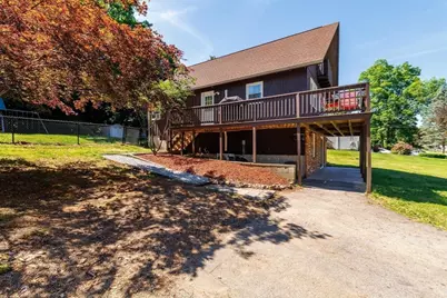 33 Lakeview Ave, Dudley, MA 01571 - Photo 3