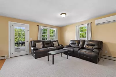 33 Lakeview Ave, Dudley, MA 01571 - Photo 11