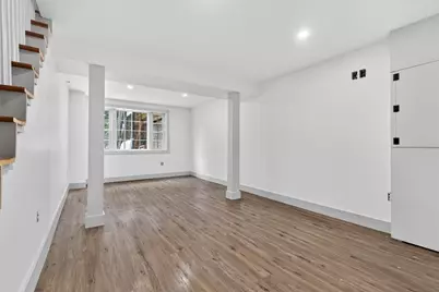 8 Bartlett St, Peabody, MA 01960 - Photo 23