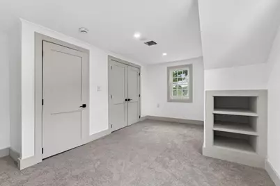 8 Bartlett St, Peabody, MA 01960 - Photo 17