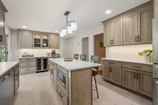 63 Pine Hill Rd, Southborough, MA 01772 - Photo 3