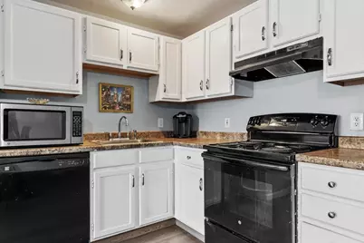 33 Huron St #9, Fitchburg, MA 01420 - Photo 13