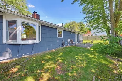 212 Beacon St, Framingham, MA 01701 - Photo 33