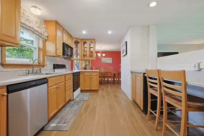 212 Beacon St, Framingham, MA 01701 - Photo 11