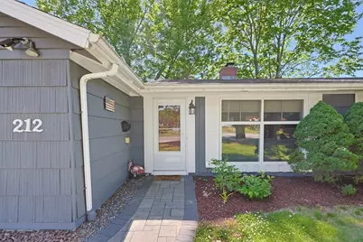 212 Beacon St, Framingham, MA 01701 - Photo 3