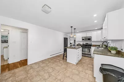 2 Bailey St, Methuen, MA 01844 - Photo 7