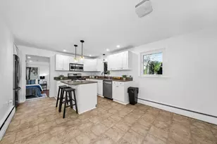 2 Bailey St, Methuen, MA 01844 - Photo 5