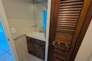 162 Rockland St, Fall River, MA 02724 - Photo 9