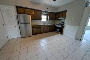 162 Rockland St, Fall River, MA 02724 - Photo 25