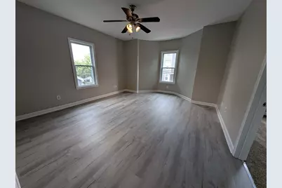 162 Rockland St, Fall River, MA 02724 - Photo 9