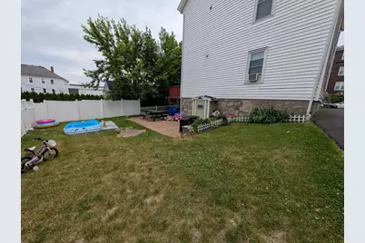 162 Rockland St, Fall River, MA 02724 - Photo 29