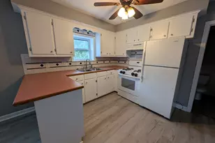162 Rockland St, Fall River, MA 02724 - Photo 15