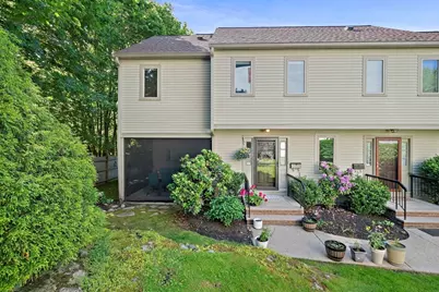 36 Maple St #36, Canton, MA 02021 - Photo 1