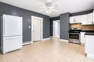 969 Canterbury St, Boston, MA 02131 - Photo 15