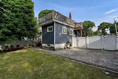 969 Canterbury St, Boston, MA 02131 - Photo 29