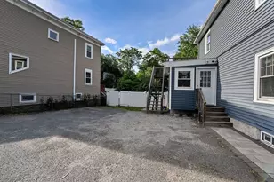 969 Canterbury St, Boston, MA 02131 - Photo 3