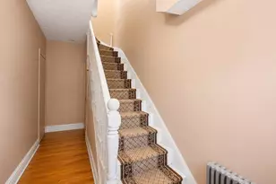 969 Canterbury St, Boston, MA 02131 - Photo 9