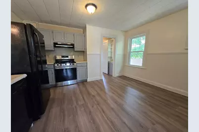 19 Rowe St #2, Newton, MA 02466 - Photo 7