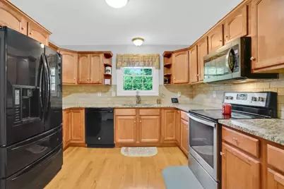 10 Reservoir Rd, Southwick, MA 01077 - Photo 5