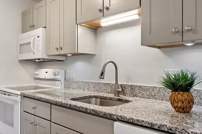 1205 Grafton St #26, Worcester, MA 01604 - Photo 5
