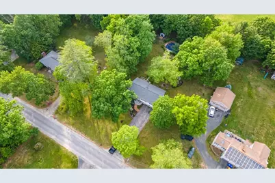 7 Alvirne Dr, Hudson, NH 03051 - Photo 41