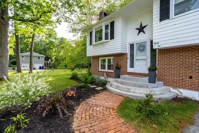 7 Alvirne Dr, Hudson, NH 03051 - Photo 3