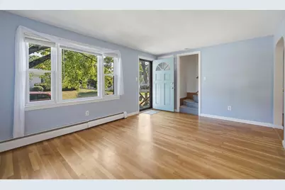 26 Sunset Rd, Dracut, MA 01826 - Photo 5