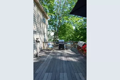 26 Sunset Rd, Dracut, MA 01826 - Photo 33