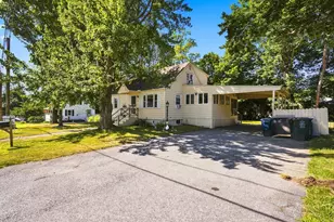 26 Sunset Rd, Dracut, MA 01826 - Photo 1