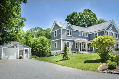 22 Harris St, Clinton, MA 01510 - Photo 3