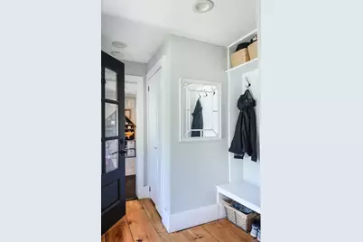 22 Harris St, Clinton, MA 01510 - Photo 5