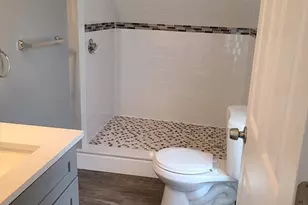 17 Stearns St, Malden, MA 02148 - Photo 5