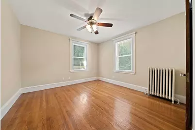 9 Parkwood Ter, Boston, MA 02130 - Photo 17
