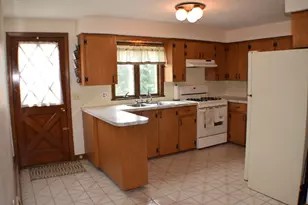 175 High St, Somerset, MA 02716 - Photo 9