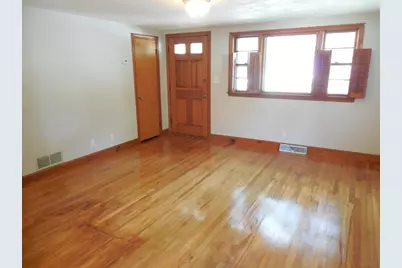 1701 Trapelo Rd #1, Waltham, MA 02451 - Photo 3