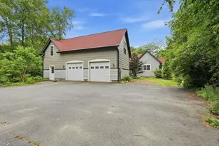 18 Eveningstar Dr, Amherst, MA 01002 - Photo 5