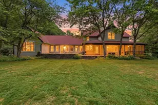 18 Eveningstar Dr, Amherst, MA 01002 - Photo 3