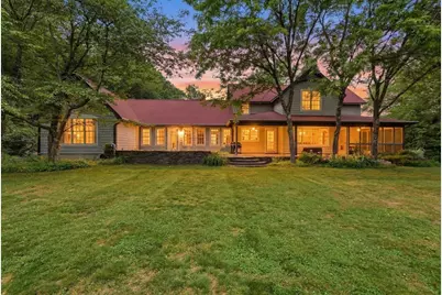 18 Eveningstar Dr, Amherst, MA 01002 - Photo 3