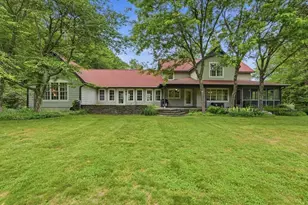 18 Eveningstar Dr, Amherst, MA 01002 - Photo 1