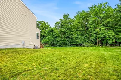 69 Spruce St #69, Hopkinton, MA 01748 - Photo 3