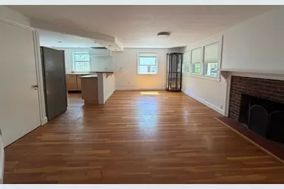 722 Vfw Pkwy, Boston, MA 02132 - Photo 3