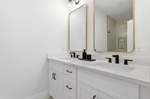 28 Swan Ave, Boston, MA 02128 - Photo 15