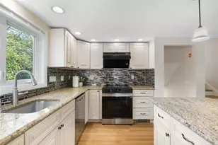 221 Totten Pond Rd, Waltham, MA 02451 - Photo 11