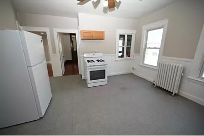 14 Derby St, Worcester, MA 01604 - Photo 11