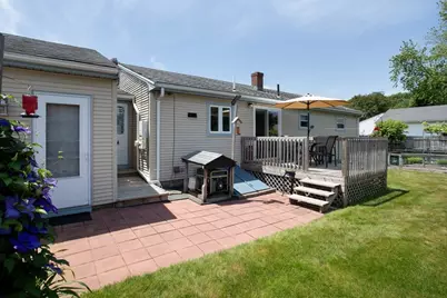 192 Calvin Ave, Somerset, MA 02726 - Photo 5