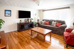192 Calvin Ave, Somerset, MA 02726 - Photo 13