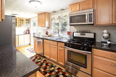 192 Calvin Ave, Somerset, MA 02726 - Photo 19